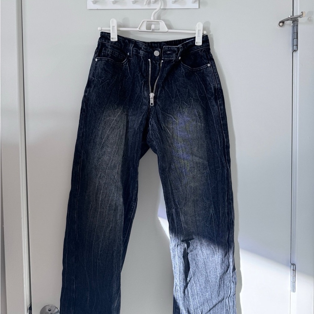 Women’s Classic Washed Black Jeans